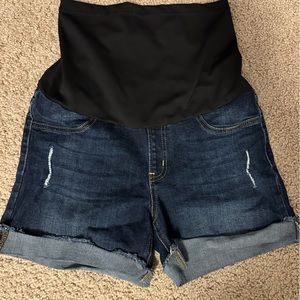 Romeo Maternity Frayed Cuff Denim Short